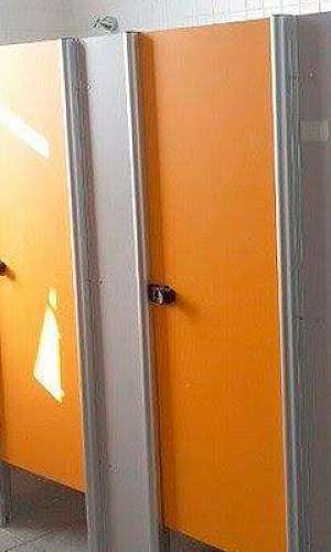 Divisória de banheiro Divisória de banheiro