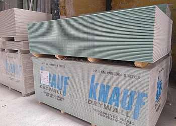 Divisória drywall com porta Divisória drywall com porta